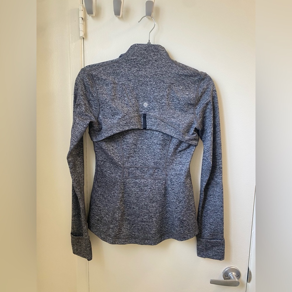 Lulu Lemon Define Jacket - Size 6 - Picture 4 of 7